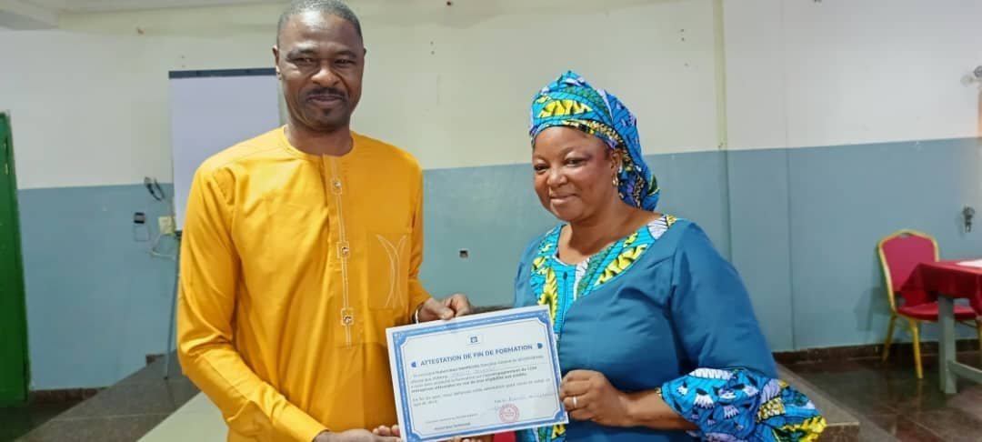 Remise d’une attestation de formation